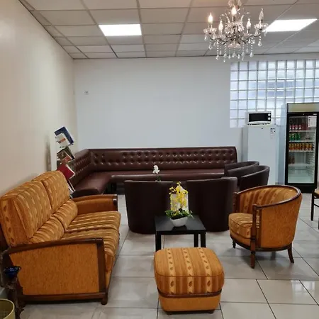 Le Milan Λούρδη