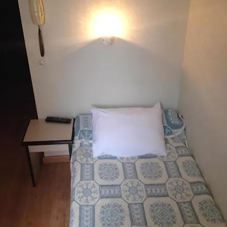 Hotel Le Milan Lurdy