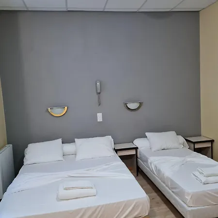 Le Milan Ξενοδοχείο Λούρδη