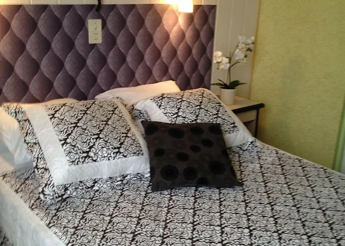 Le Milan Szálloda 2*