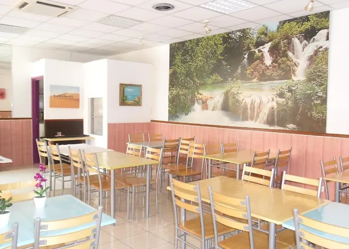 Le Milan Szálloda 2*